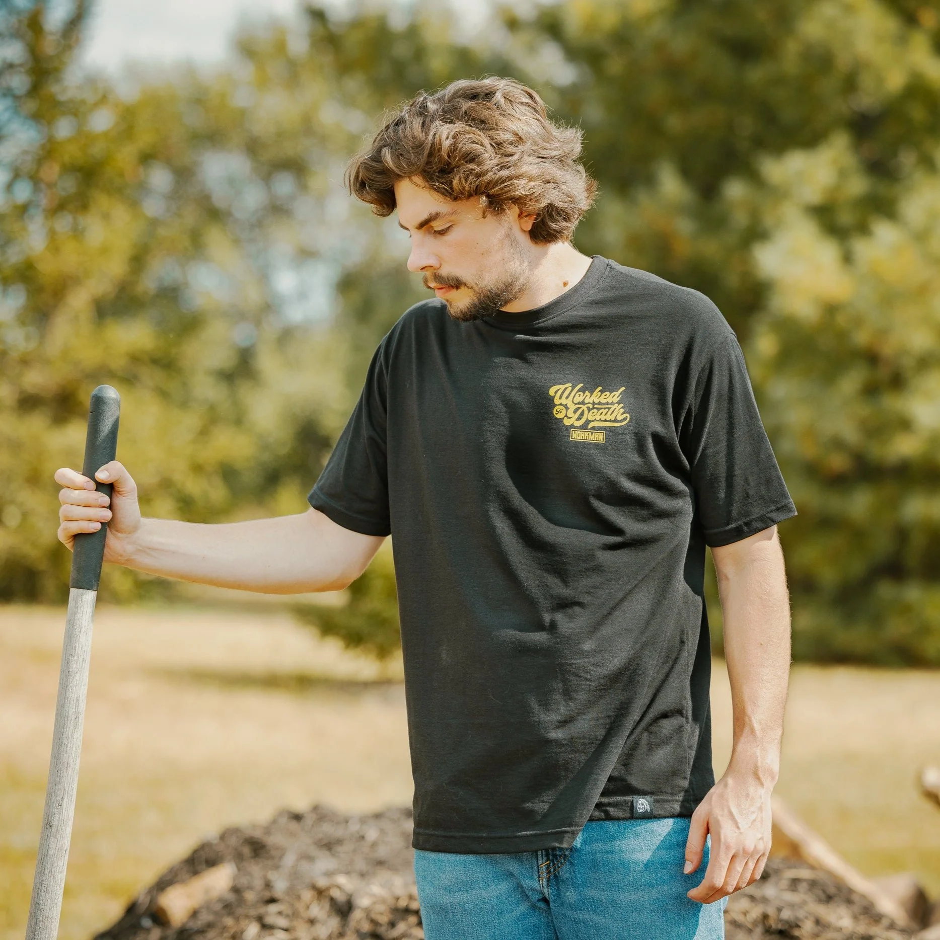 Slingin' Dirt - Tee - Image 4